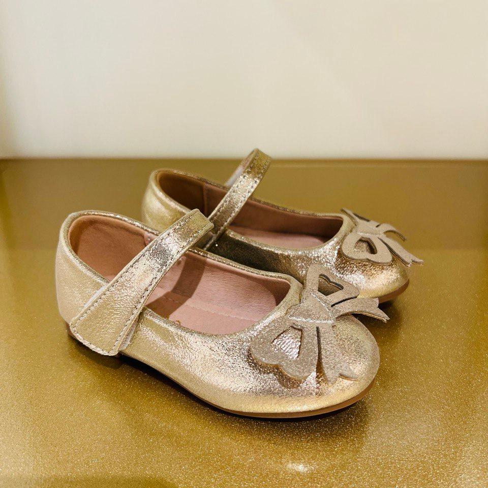 Sparkling Bow Accent Shoes