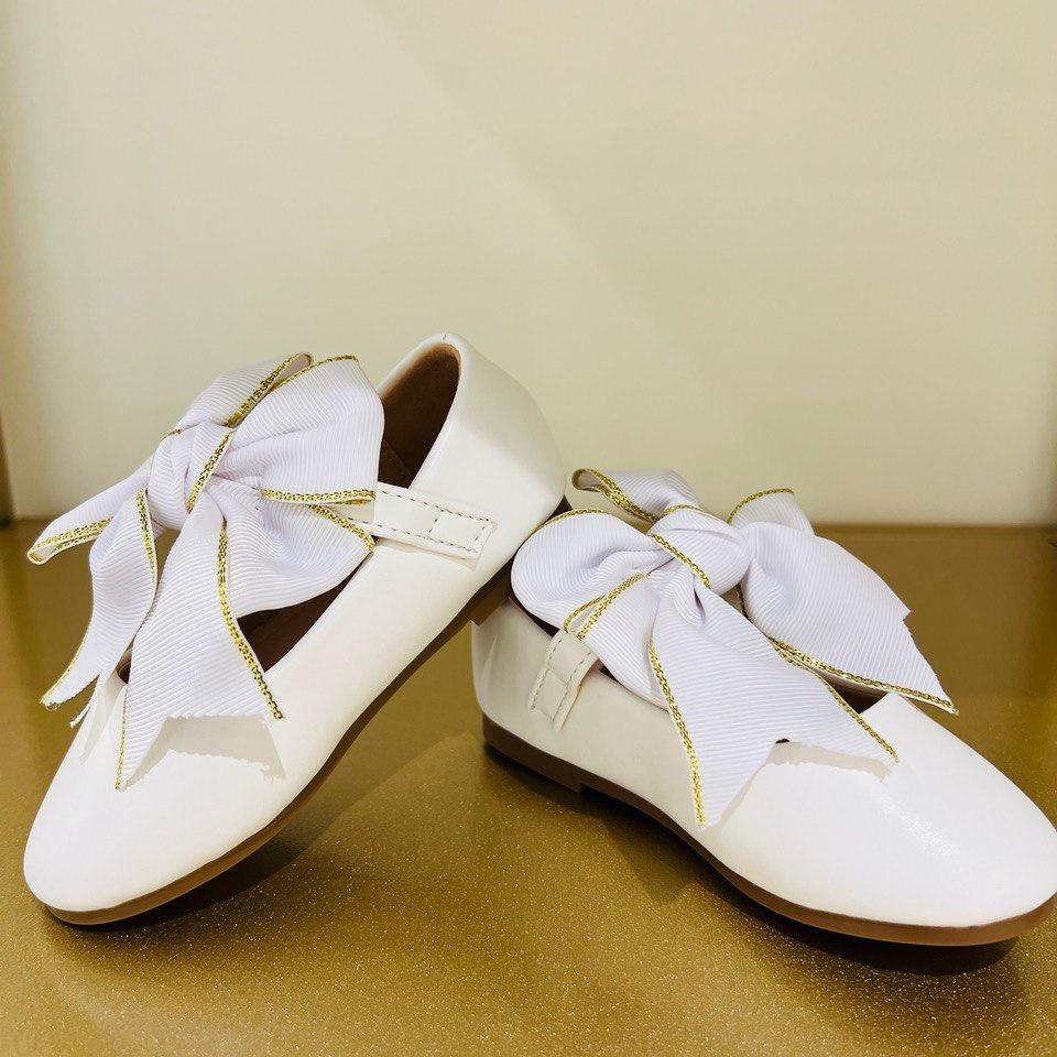 Elegant Bow-Tie Shoes