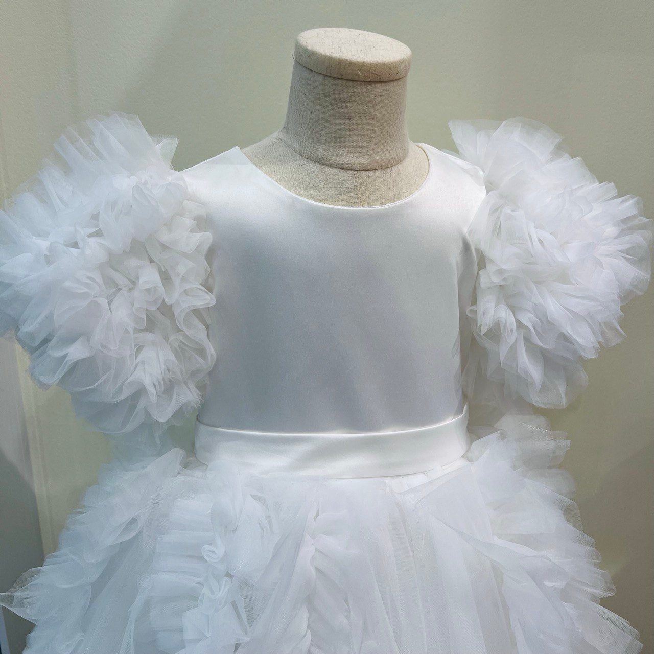 Cloud White Ruffle Sleeve Dress – Dreamy Angel Look