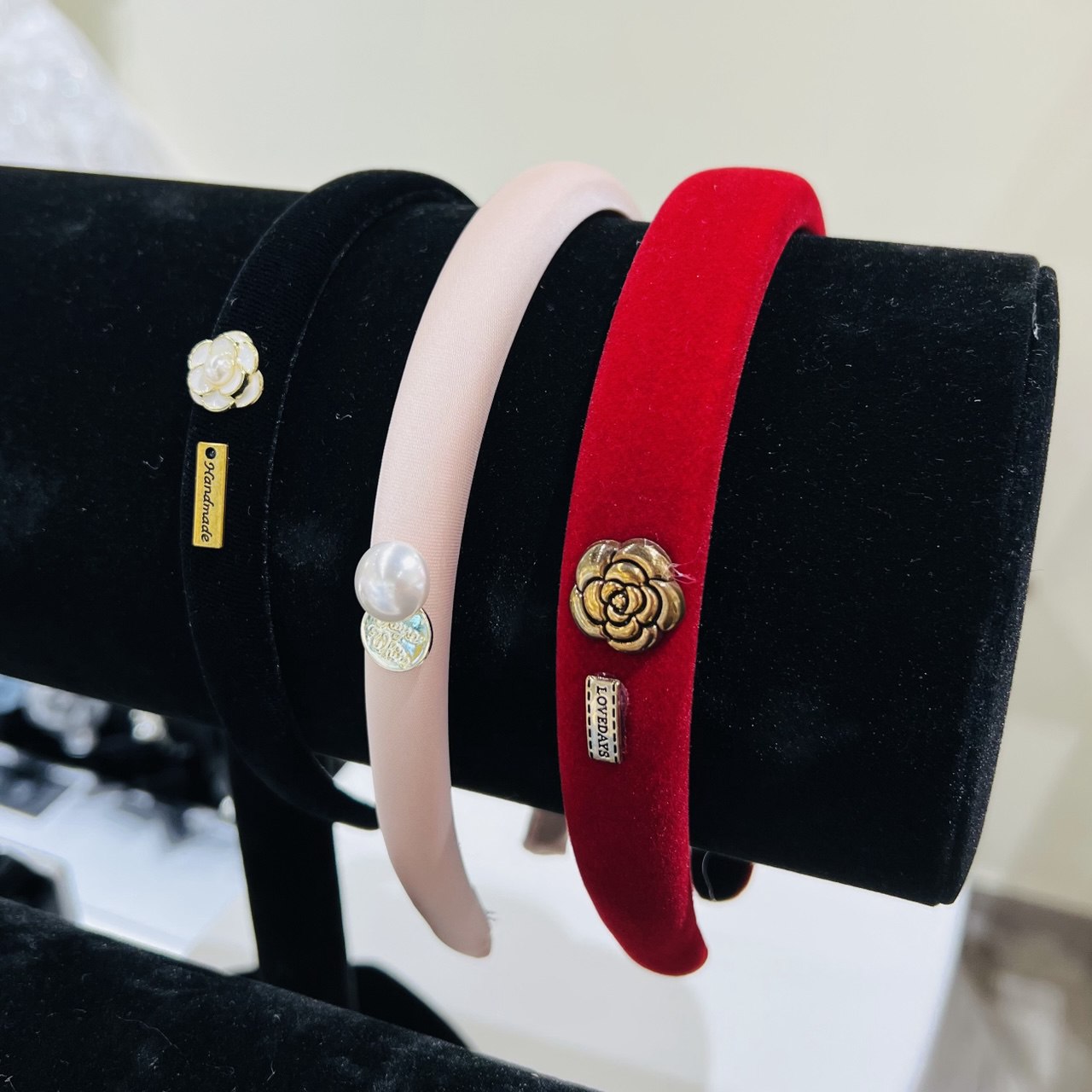 عصابات رأس ناعمة