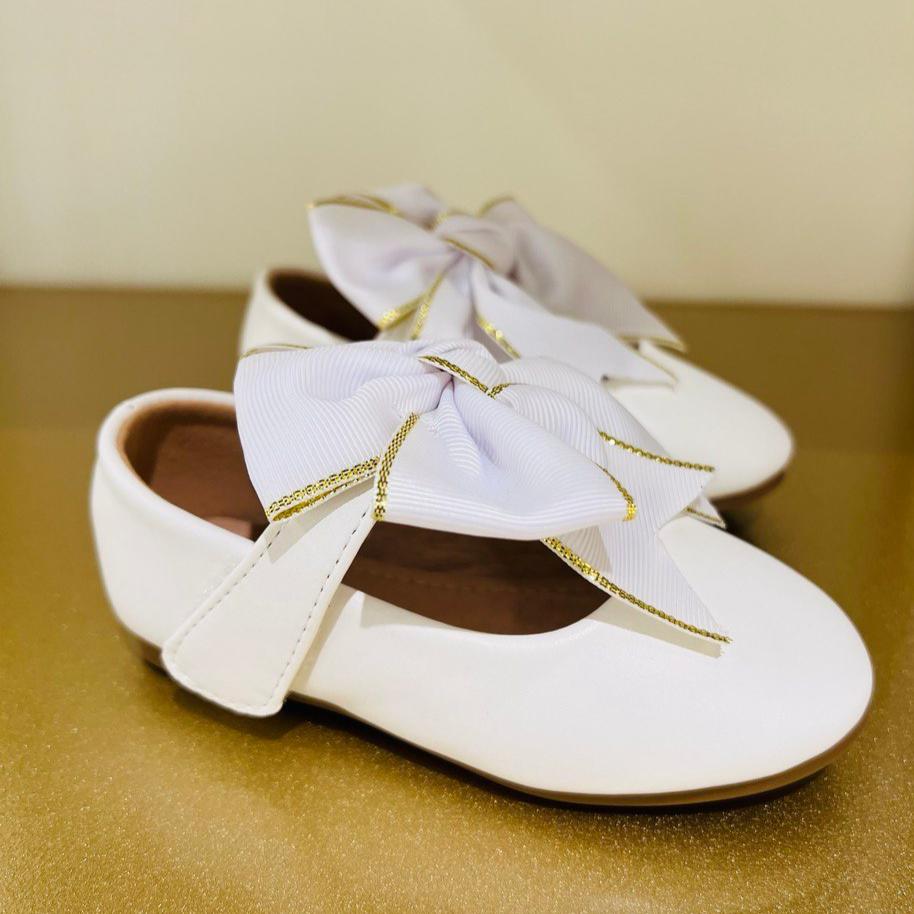 Elegant Bow-Tie Shoes